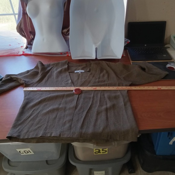 PalaPala cardigan women's size M / L brown  black single button closure - Picture 4 of 8